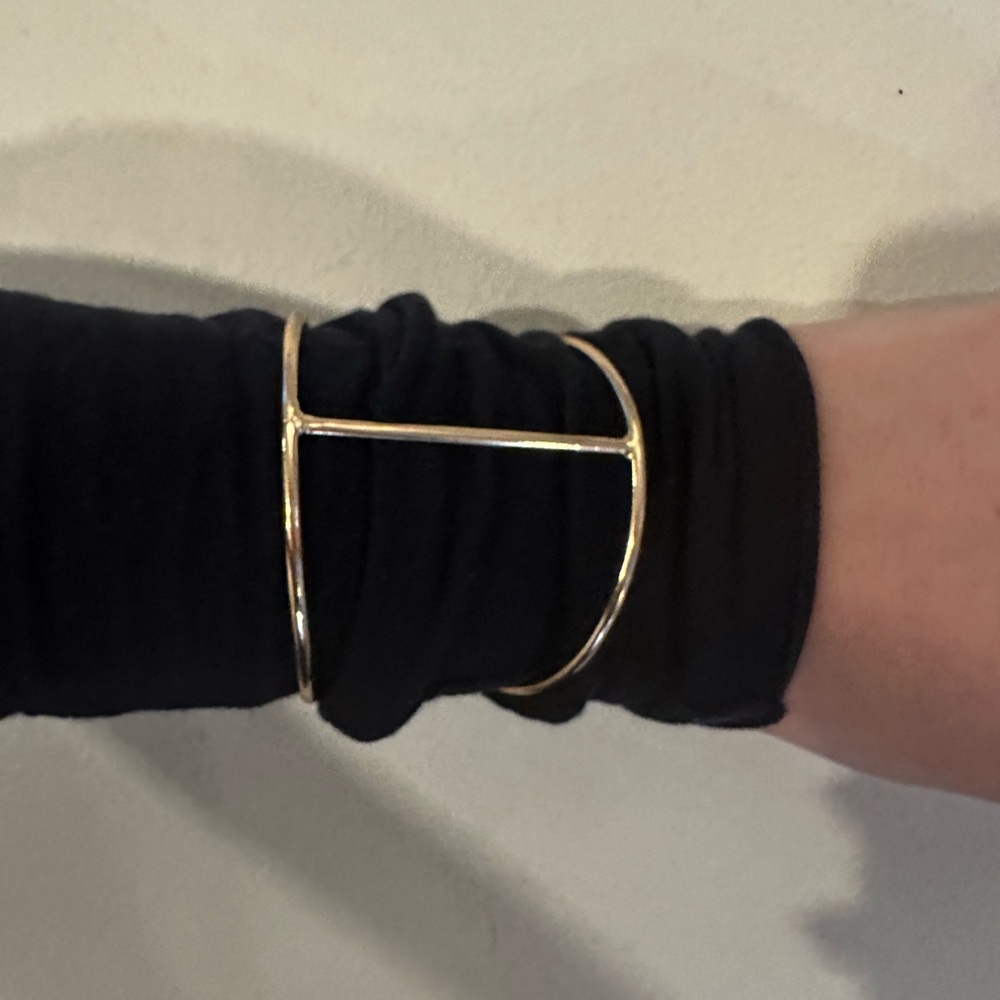 Gold bangle - Picture 5 of 7
